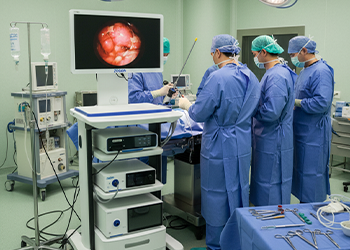 Torre de endoscopía avanzada: visualización HD para procedimientos mínimamente invasivos